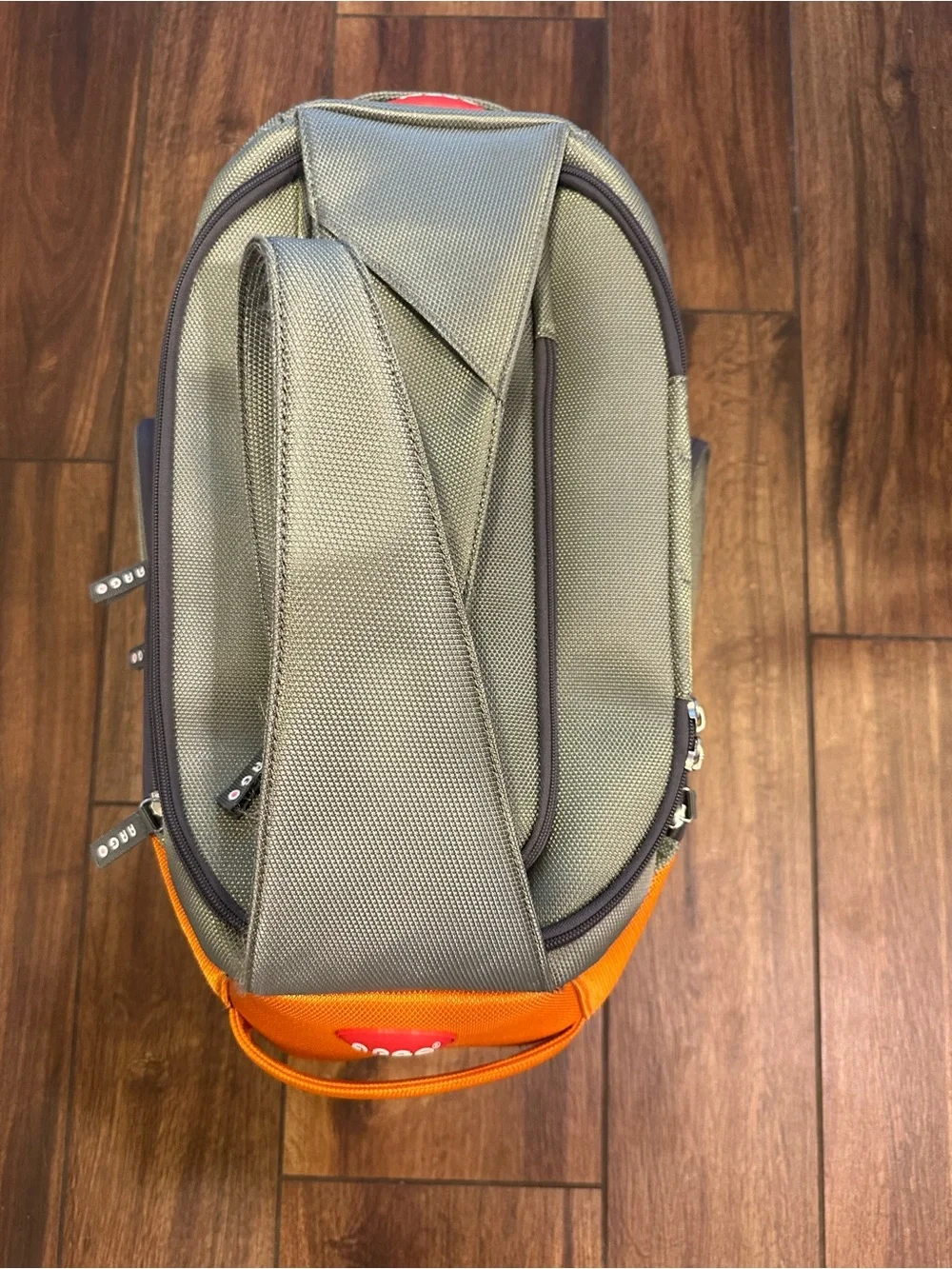 Argo Pet Airline TSA Approved Carrier Size Large Orange/Grey Great Condition